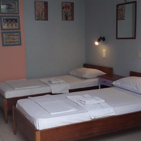 Αmmos Rooms Palaiochora Exterior foto